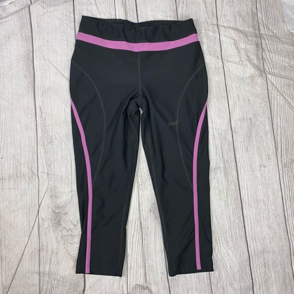 Xersion Capri style compression pants grey w/pink borders sz small women - Picture 1 of 8